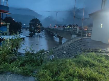 Sikkim deluge: Army weapons, equipment swept away in Teesta River | Sikkim deluge: Army weapons, equipment swept away in Teesta River Sikkim deluge: Army weapons, equipment swept away in Teesta River | Sikkim deluge: Army weapons, equipment swept away in Teesta River