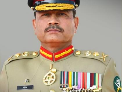 Pak Army chief personally driving action against illegal Afghan immigrants | Pak Army chief personally driving action against illegal Afghan immigrants Pak Army chief personally driving action against illegal Afghan immigrants | Pak Army chief personally driving action against illegal Afghan immigrants