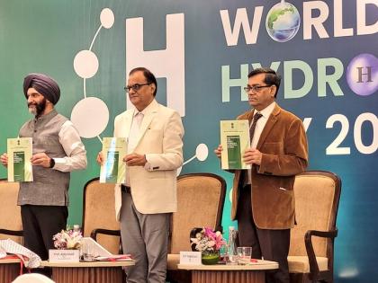 Govt releases roadmap for national green hydrogen mission | Govt releases roadmap for national green hydrogen mission Govt releases roadmap for national green hydrogen mission | Govt releases roadmap for national green hydrogen mission
