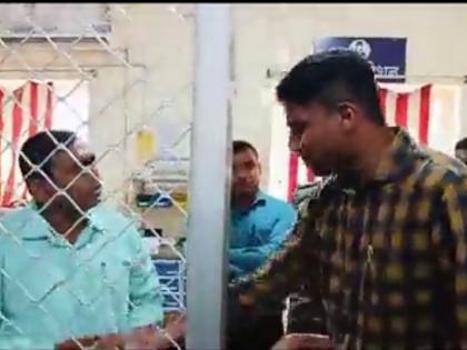 Doctor of hospital in Bihar's Munger alleges BJP MLA physically assaulted him | Doctor of hospital in Bihar's Munger alleges BJP MLA physically assaulted him