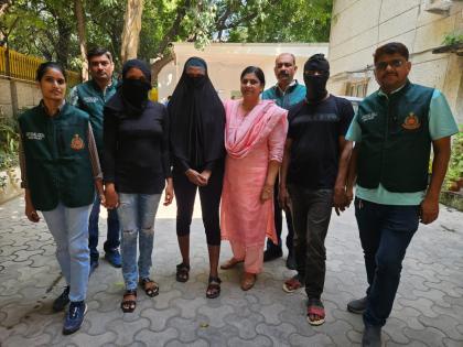 Three foreign nationals held in Delhi with drugs worth Rs 40 cr | Three foreign nationals held in Delhi with drugs worth Rs 40 cr Three foreign nationals held in Delhi with drugs worth Rs 40 cr | Three foreign nationals held in Delhi with drugs worth Rs 40 cr