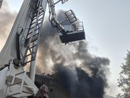 Fire breaks out at plastic factory in Delhi | Fire breaks out at plastic factory in Delhi Fire breaks out at plastic factory in Delhi | Fire breaks out at plastic factory in Delhi