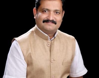 Congress slams Maha govt for taking toll decisions outside cabinet, at someone home | Congress slams Maha govt for taking toll decisions outside cabinet, at someone home Congress slams Maha govt for taking toll decisions outside cabinet, at someone home | Congress slams Maha govt for taking toll decisions outside cabinet, at someone home