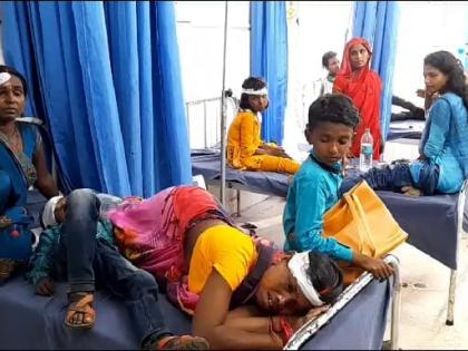 25 injured as van overturns in Bihar's Kaimur | 25 injured as van overturns in Bihar's Kaimur