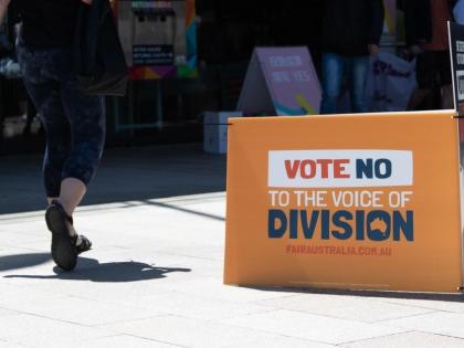 Indigenous Australians call for week of silence to grieve referendum defeat | Indigenous Australians call for week of silence to grieve referendum defeat Indigenous Australians call for week of silence to grieve referendum defeat | Indigenous Australians call for week of silence to grieve referendum defeat