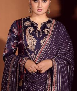 Rashami Desai shares her unconditional love for garba | Rashami Desai shares her unconditional love for garba