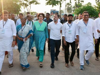 Congress promises electric scooters for girl students in Telangana | Congress promises electric scooters for girl students in Telangana
