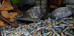 Under fire over frequent accidents, TN labour dept to inspect firecracker units in Virudhunagar | Under fire over frequent accidents, TN labour dept to inspect firecracker units in Virudhunagar Under fire over frequent accidents, TN labour dept to inspect firecracker units in Virudhunagar | Under fire over frequent accidents, TN labour dept to inspect firecracker units in Virudhunagar