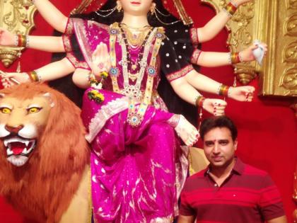 Romanch Mehta on visiting Durga Puja pandal, relishing delicious bhog in Navrarti | Romanch Mehta on visiting Durga Puja pandal, relishing delicious bhog in Navrarti Romanch Mehta on visiting Durga Puja pandal, relishing delicious bhog in Navrarti | Romanch Mehta on visiting Durga Puja pandal, relishing delicious bhog in Navrarti