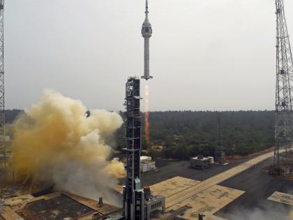 PM Modi, Kharge congratulates ISRO for success of Gaganyaan test flight mission | PM Modi, Kharge congratulates ISRO for success of Gaganyaan test flight mission PM Modi, Kharge congratulates ISRO for success of Gaganyaan test flight mission | PM Modi, Kharge congratulates ISRO for success of Gaganyaan test flight mission