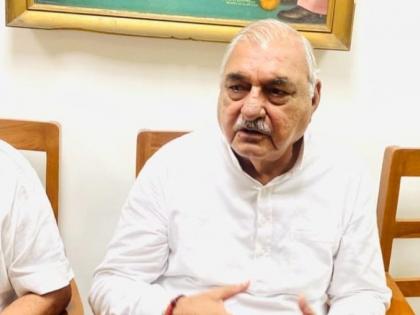 Farmers in Haryana await sugarcane payment, crop damage relief: Hooda | Farmers in Haryana await sugarcane payment, crop damage relief: Hooda Farmers in Haryana await sugarcane payment, crop damage relief: Hooda | Farmers in Haryana await sugarcane payment, crop damage relief: Hooda