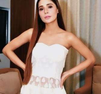 'Bigg Boss 17': Sara Khan 'shocked' on contestants access to phone | 'Bigg Boss 17': Sara Khan 'shocked' on contestants access to phone 'Bigg Boss 17': Sara Khan 'shocked' on contestants access to phone | 'Bigg Boss 17': Sara Khan 'shocked' on contestants access to phone