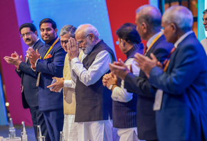 PM Modi is always keen on nation's economy and investment: Kumar Mangalam Birla | PM Modi is always keen on nation's economy and investment: Kumar Mangalam Birla