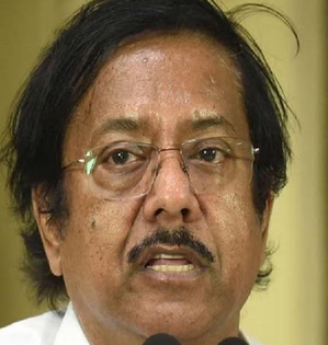 Jailed Bengal ex-Minister approaches Calcutta HC with bail plea | Jailed Bengal ex-Minister approaches Calcutta HC with bail plea Jailed Bengal ex-Minister approaches Calcutta HC with bail plea | Jailed Bengal ex-Minister approaches Calcutta HC with bail plea