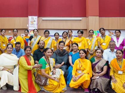 Atishi interacts with Anganwadi workers to improve services | Atishi interacts with Anganwadi workers to improve services Atishi interacts with Anganwadi workers to improve services | Atishi interacts with Anganwadi workers to improve services