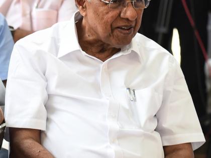 Vijayan and cabinet to travel in luxury coach to meet people, Congress slams move | Vijayan and cabinet to travel in luxury coach to meet people, Congress slams move