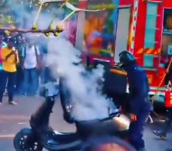 Ola electric scooter catches fire in Pune | Ola electric scooter catches fire in Pune Ola electric scooter catches fire in Pune | Ola electric scooter catches fire in Pune