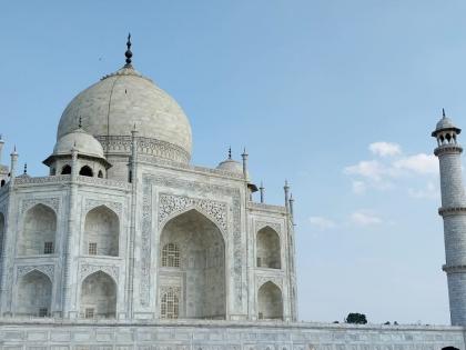 Women group made to apologise for performing yoga at Taj Mahal | Women group made to apologise for performing yoga at Taj Mahal Women group made to apologise for performing yoga at Taj Mahal | Women group made to apologise for performing yoga at Taj Mahal