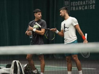 Carlos Alcaraz and Novak Djokovic practice together in Paris | Carlos Alcaraz and Novak Djokovic practice together in Paris
