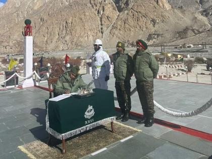 COAS Manoj Pande visits Siachen Glacier | COAS Manoj Pande visits Siachen Glacier COAS Manoj Pande visits Siachen Glacier | COAS Manoj Pande visits Siachen Glacier