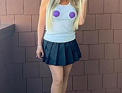 Mariah Carey dresses up as Regina George from ‘Mean Girls’ for 2nd Halloween costume | Mariah Carey dresses up as Regina George from ‘Mean Girls’ for 2nd Halloween costume Mariah Carey dresses up as Regina George from ‘Mean Girls’ for 2nd Halloween costume | Mariah Carey dresses up as Regina George from ‘Mean Girls’ for 2nd Halloween costume