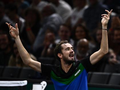 Paris Masters: Medvedev denies making 'middle finger gesture' towards crowd after loss to Dimitrov | Paris Masters: Medvedev denies making 'middle finger gesture' towards crowd after loss to Dimitrov