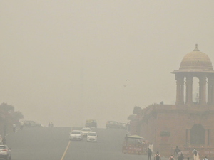 Air quality again dips into 'severe’ levels at several monitoring stations in Delhi | Air quality again dips into 'severe’ levels at several monitoring stations in Delhi Air quality again dips into 'severe’ levels at several monitoring stations in Delhi | Air quality again dips into 'severe’ levels at several monitoring stations in Delhi