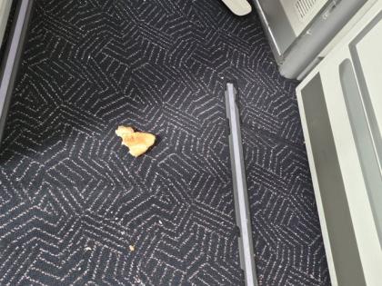 Union Minister shares photo of debris, leftover food on Vistara aircraft's floor | Union Minister shares photo of debris, leftover food on Vistara aircraft's floor Union Minister shares photo of debris, leftover food on Vistara aircraft's floor | Union Minister shares photo of debris, leftover food on Vistara aircraft's floor