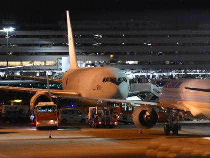 15 S. Koreans return from Israel aboard Japanese plane | 15 S. Koreans return from Israel aboard Japanese plane