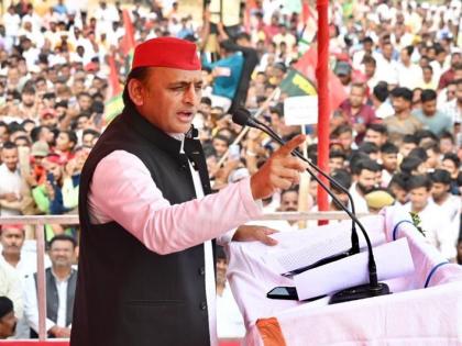 Akhilesh makes all-out effort to catapult SP to No. 3 position in MP | Akhilesh makes all-out effort to catapult SP to No. 3 position in MP Akhilesh makes all-out effort to catapult SP to No. 3 position in MP | Akhilesh makes all-out effort to catapult SP to No. 3 position in MP