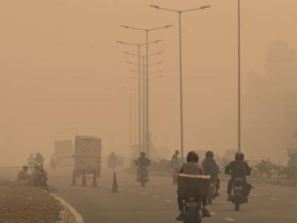 Truck entry banned, push to WFH as Centre invokes Grap Stage IV to tackle rising pollution in Delhi | Truck entry banned, push to WFH as Centre invokes Grap Stage IV to tackle rising pollution in Delhi