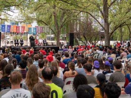 Australian universities to help refugees access higher education | Australian universities to help refugees access higher education