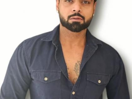 Indeep Bakshi: 'Have been watching Badshah make other singers look small with his big mouth' | Indeep Bakshi: 'Have been watching Badshah make other singers look small with his big mouth' Indeep Bakshi: 'Have been watching Badshah make other singers look small with his big mouth' | Indeep Bakshi: 'Have been watching Badshah make other singers look small with his big mouth'