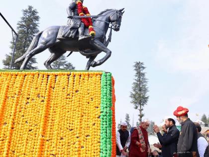 J&K Lt. Governor, Maharashtra CM unveil Shivaji's statue in Kupwara | J&K Lt. Governor, Maharashtra CM unveil Shivaji's statue in Kupwara