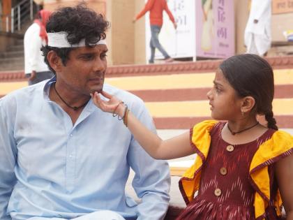 Amar Upadhyay lauds on screen daughter 'Doree'; calls her 'one take star' | Amar Upadhyay lauds on screen daughter 'Doree'; calls her 'one take star' Amar Upadhyay lauds on screen daughter 'Doree'; calls her 'one take star' | Amar Upadhyay lauds on screen daughter 'Doree'; calls her 'one take star'