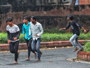 IMD predicts wet spell over western Himalayas on Jan 30-31 | IMD predicts wet spell over western Himalayas on Jan 30-31 IMD predicts wet spell over western Himalayas on Jan 30-31 | IMD predicts wet spell over western Himalayas on Jan 30-31