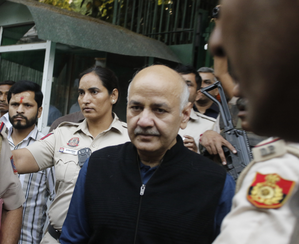 SC agrees to list curative pleas filed by Sisodia against denial of bail | SC agrees to list curative pleas filed by Sisodia against denial of bail