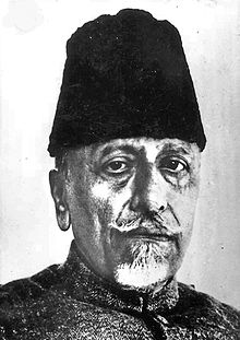 Maha leaders pay rich tributes to Maulana Azad on his 135th birth anniv | Maha leaders pay rich tributes to Maulana Azad on his 135th birth anniv