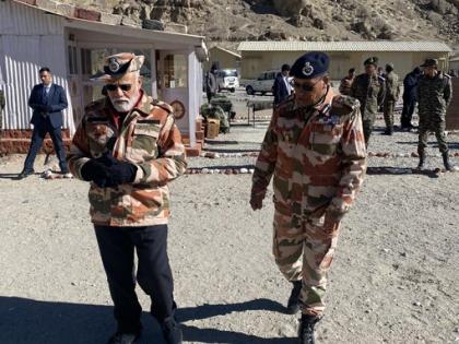 PM Modi celebrates Diwali with soldiers in remote Himachal near India-China border | PM Modi celebrates Diwali with soldiers in remote Himachal near India-China border PM Modi celebrates Diwali with soldiers in remote Himachal near India-China border | PM Modi celebrates Diwali with soldiers in remote Himachal near India-China border