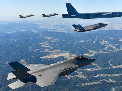 S.Korea, US stage joint air drills with B-52H bombers over Yellow Sea | S.Korea, US stage joint air drills with B-52H bombers over Yellow Sea S.Korea, US stage joint air drills with B-52H bombers over Yellow Sea | S.Korea, US stage joint air drills with B-52H bombers over Yellow Sea