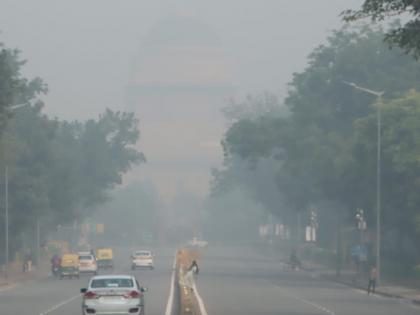 AQI dips to 'very poor' levels in Delhi | AQI dips to 'very poor' levels in Delhi