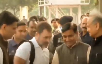 'We are together, Cong will sweep election', says Rahul in Jaipur with Gehlot & Pilot by his side | 'We are together, Cong will sweep election', says Rahul in Jaipur with Gehlot & Pilot by his side 'We are together, Cong will sweep election', says Rahul in Jaipur with Gehlot & Pilot by his side | 'We are together, Cong will sweep election', says Rahul in Jaipur with Gehlot & Pilot by his side