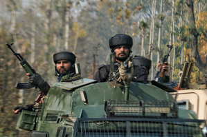 Four army soldiers killed, 6 injured in Kathua terror attack (3rd Lead) | Four army soldiers killed, 6 injured in Kathua terror attack (3rd Lead) Four army soldiers killed, 6 injured in Kathua terror attack (3rd Lead) | Four army soldiers killed, 6 injured in Kathua terror attack (3rd Lead)