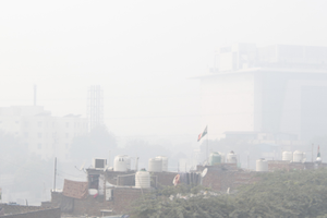 Air quality continues to be 'severe' at some stations in Delhi | Air quality continues to be 'severe' at some stations in Delhi Air quality continues to be 'severe' at some stations in Delhi | Air quality continues to be 'severe' at some stations in Delhi
