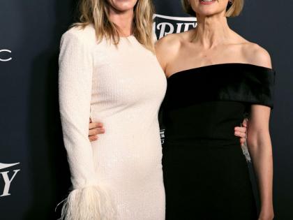 Carey Mulligan says Emily Blunt 'stole' her baby on flight to Los Angeles | Carey Mulligan says Emily Blunt 'stole' her baby on flight to Los Angeles Carey Mulligan says Emily Blunt 'stole' her baby on flight to Los Angeles | Carey Mulligan says Emily Blunt 'stole' her baby on flight to Los Angeles