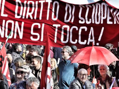 Italy gripped by strike over government's budget plan | Italy gripped by strike over government's budget plan Italy gripped by strike over government's budget plan | Italy gripped by strike over government's budget plan