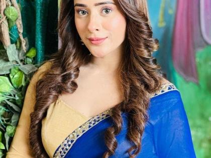 Hiba Nawab masters Shikara rowing in 2 days for 'Jhanak' | Hiba Nawab masters Shikara rowing in 2 days for 'Jhanak'