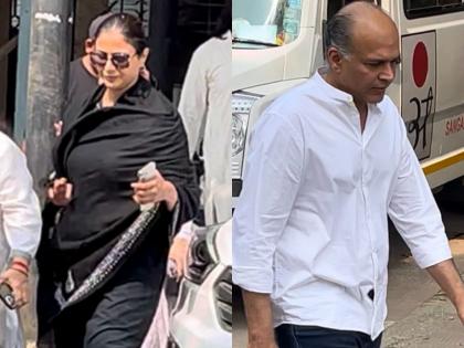 Tabu, Ashutosh Gowariker spotted at funeral of 'Dhoom' director Sanjay Gadhvi | Tabu, Ashutosh Gowariker spotted at funeral of 'Dhoom' director Sanjay Gadhvi Tabu, Ashutosh Gowariker spotted at funeral of 'Dhoom' director Sanjay Gadhvi | Tabu, Ashutosh Gowariker spotted at funeral of 'Dhoom' director Sanjay Gadhvi