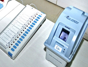 Simultaneous polls: Rs 10,000 cr required for new EVMs after every 15 yrs, says ECI | Simultaneous polls: Rs 10,000 cr required for new EVMs after every 15 yrs, says ECI Simultaneous polls: Rs 10,000 cr required for new EVMs after every 15 yrs, says ECI | Simultaneous polls: Rs 10,000 cr required for new EVMs after every 15 yrs, says ECI