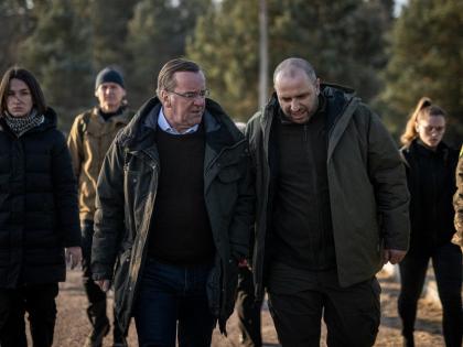 Germany announces fresh military aid for Ukraine | Germany announces fresh military aid for Ukraine Germany announces fresh military aid for Ukraine | Germany announces fresh military aid for Ukraine